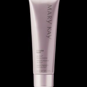 Mary Kay Volu-Firm Foaming Cleanser